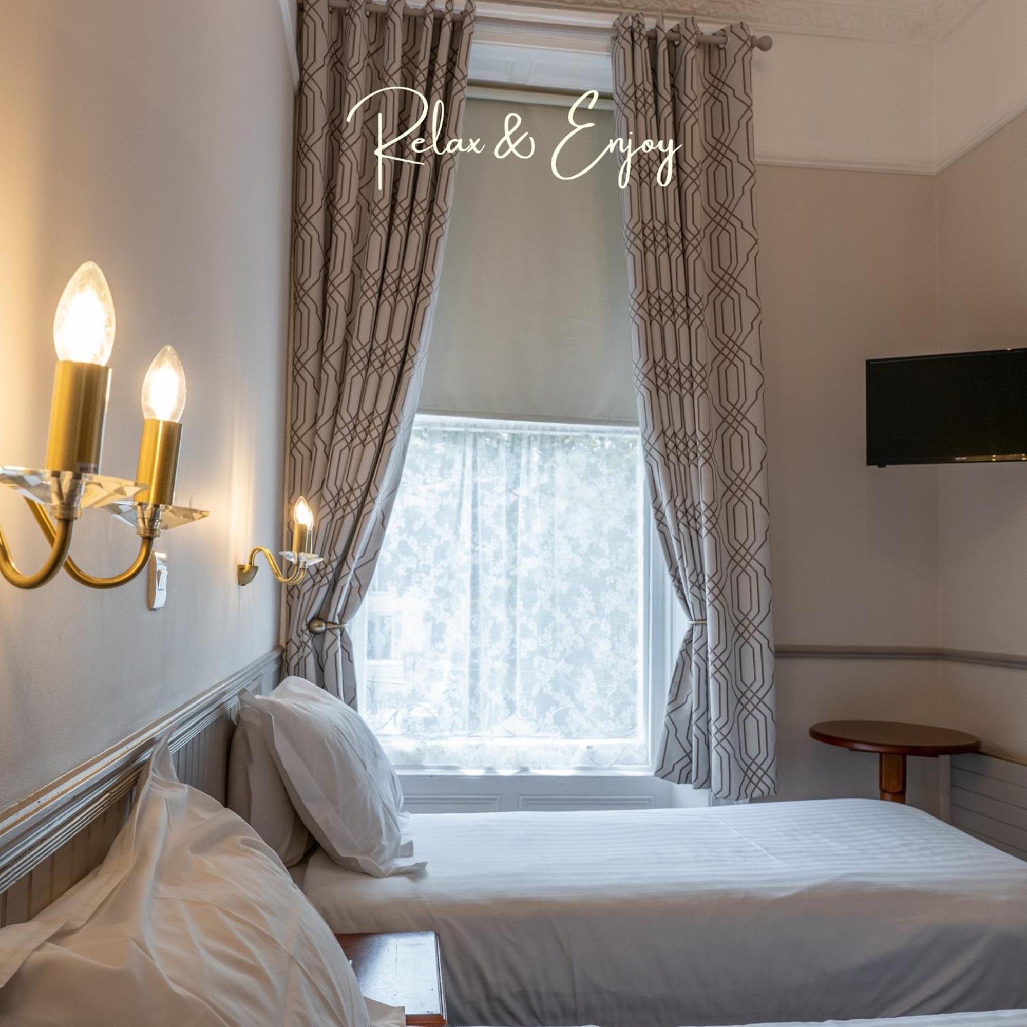 The Lansdowne Hotel Дублін Екстер'єр фото